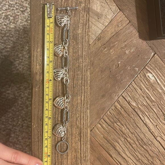 5 Heart Dimensional Bracelet (New in Box) - Picture 2 of 2